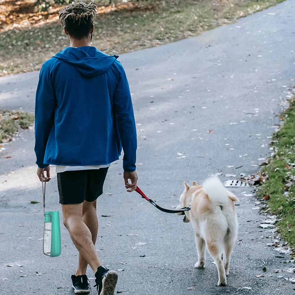 🐶 Portable Dog Water Bottle with Leak-Proof System – Easy Hydration on Any Walk